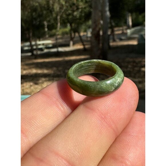 Vintage Jade Band Ring 6mm size 5.5 - Picture 4 of 8